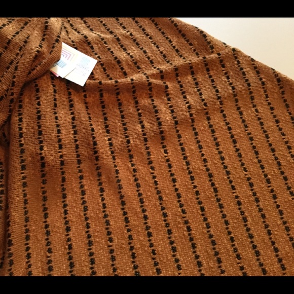 ❌SOLD❌LuLaRoe Lindsay Medium NWT❣️ - Picture 6 of 8